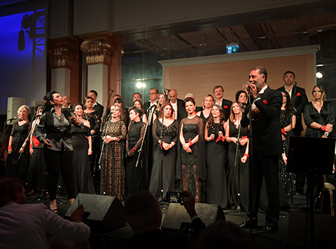 C Majör İş’ten Sesler Korosu...ŞEHİT AİLELERİ YARARINA ÖZEL KONSER VERDİ!