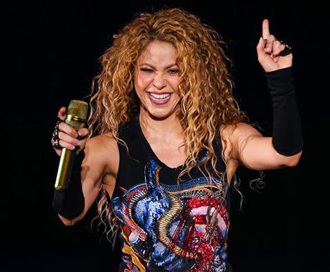 Shakira.... İSTANBUL'DA MUHTEŞEM ŞOV!