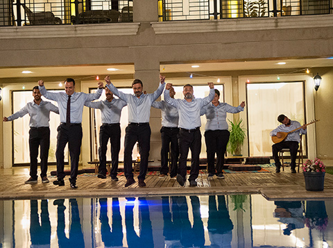 Kalk Gidelim... SETTE 'ERİK DALI' EĞLENCESİ!