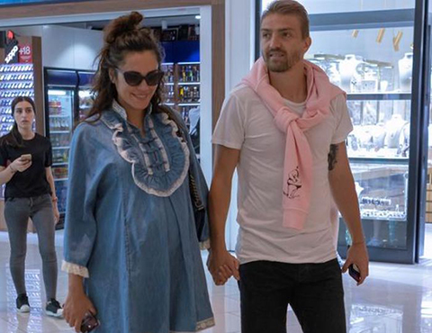 Caner - Şükran Erkin... 4 KİŞİLİK BİR AİLE OLABİLECEKLER Mİ?