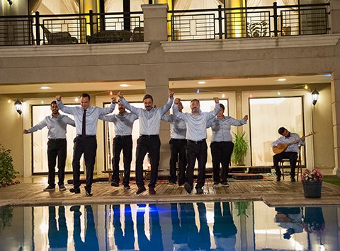 Kalk Gidelim... DAL AİLESİNİN İSTANBUL MACERALARI!