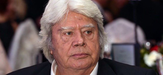 Cüneyt Arkın... KONUŞMAYA VE YEMEĞE BAŞLADI!..