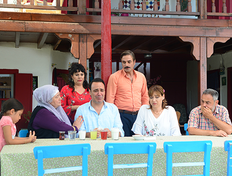 Kalk Gidelim... MUSTAFA ALİ BUNALIMDA!