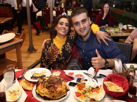 CZN Burak... ÜNLÜ ŞEFTEN KURBAN ETİ PİŞİRME TÜYOLARI!..