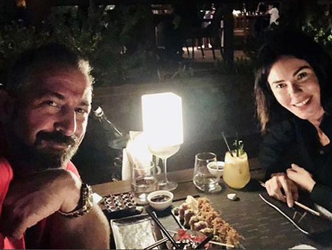 Cem Yılmaz - Defne Samyeli... ZAMANI DURDULAR!