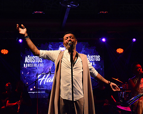 Hakan Altun...  '' YAŞ ALDIKÇA KIYMETE BİNDİK, GENÇLİĞİMİZDE YÜZÜMÜZE BAKAN YOKTU. ''