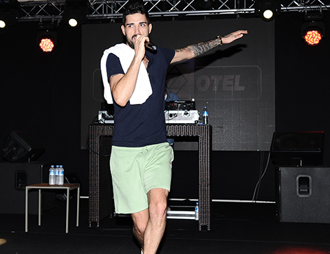 İdo Tatlıses... "BEN İDRİS DEĞİLİM, DENİZ OTOBÜSÜ HİÇ DEĞİLİM"