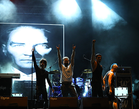 maNga... ÇANAKKALE ŞEHİTLERİNE!..