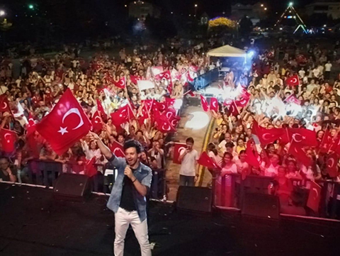 Buray...“İŞTE BÖYLE VATAN SEVGİMİZ”