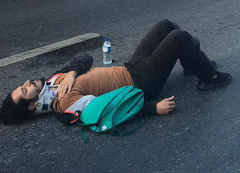 Direnç Dedeoğlu... GEÇ OYUNCU VE EŞİ TRAFİK KAZASI GEÇİRDİ!