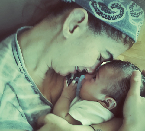 Nadide Sultan... ÇOCUĞUNU İLK KEZ GÖSTERDİ!