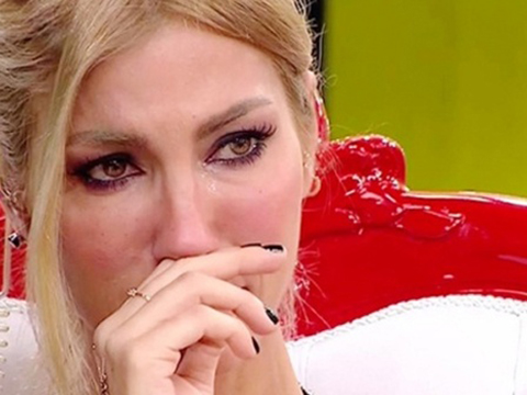 Çağla Şikel... ENGELLİLERE HAKARETTEN SUÇ DUYURUSU!