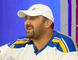 Zaza Erden...100 MİLYON DOLAR MİRASI ALABİLMEK İÇİN EVLENECEK Mİ?