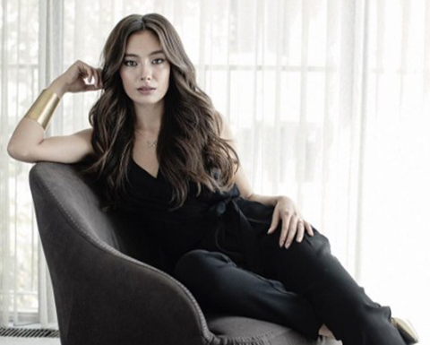 Neslihan Atagül Doğulu... JÜRİ KOLTUĞUNDA!..