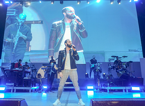 Berkay... AÇIKHAVA'DA SEVİLEN ŞARKILAR!