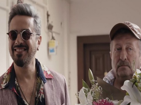 Emre Altuğ... ÇILGIN DOKTOR!..