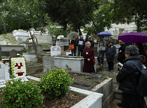 Beklan Algan... MEZARI BAŞINDA ANILDI!