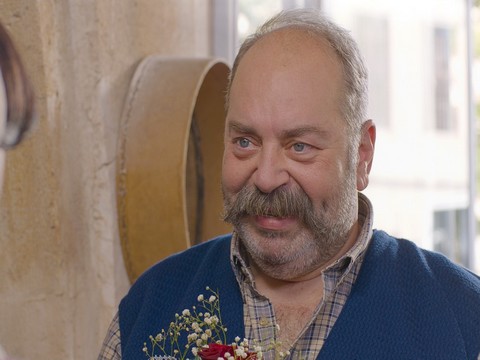 Aşk ve Mavi... KADROSUNA SÜRPRİZ BİR İSİM DAHA!..