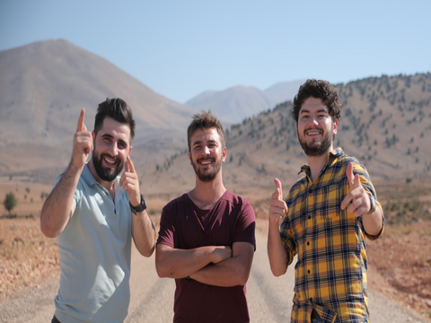 Kafalar Karışık... İLK TANITIM YAYINDA!