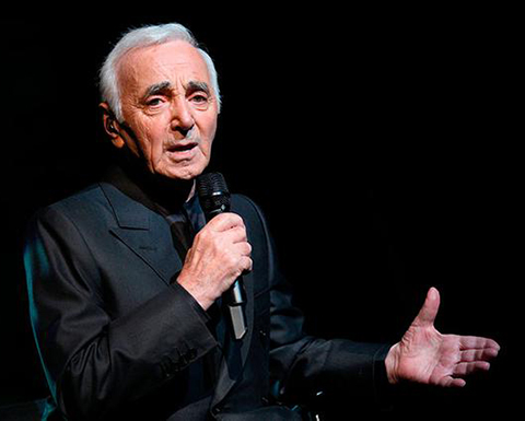 Charles Aznavour... EFSANE ŞARKICI ÖLDÜ!