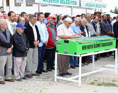 Mehmet Uslu... SON YOLCULUĞUNDA BURUK UĞURLAMA!