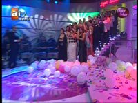 Süperstar...OLUMLU ELEŞTİRİLER ALDI!...