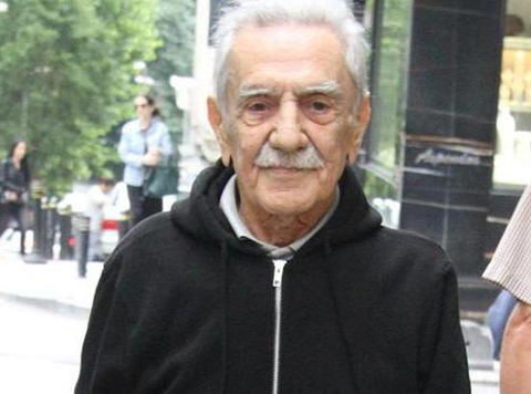 Aydemir Akbaş... MESLEKDAŞLARINI YERDEN YERE VURDU!