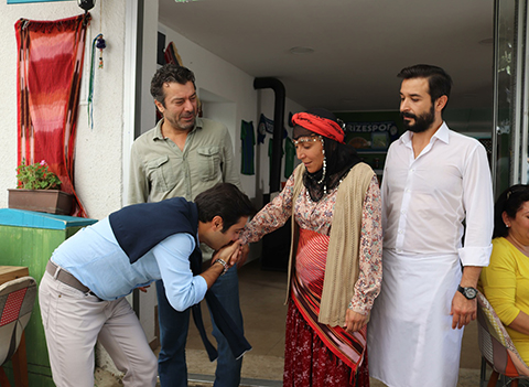 Ege'nin Hamsisi... DAMAT ADAYI GÖZE GİREBİLECEK Mİ?