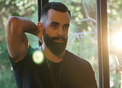 Gökhan Türkmen... KLİP ÇEKMEYE DOYMUYOR!