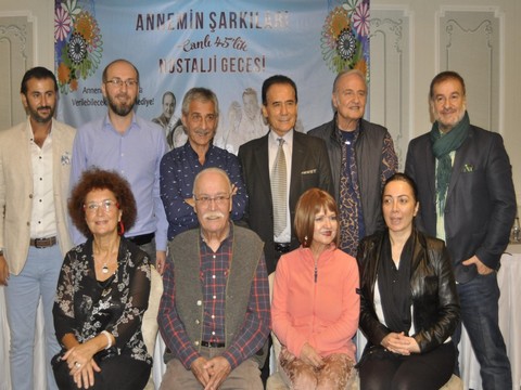 Annemin Şarkıları... 45’LİK PLAKLARDAN CANLI YAYIN!..