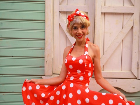 Aydilge... YENİ KLİBİNDE MARİLYN MONROE OLDU!..