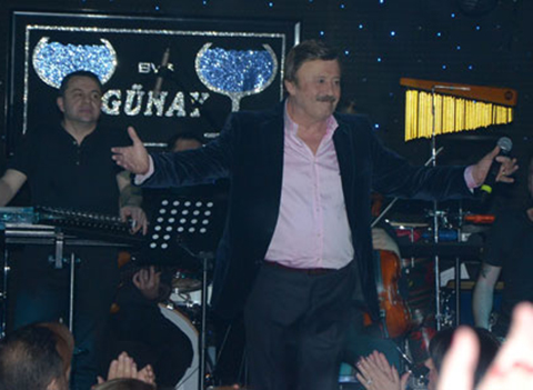 GÜNAY'DA HAFTA SONU YILDIZLAR GEÇİDİ