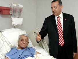 Nejat Uygur...GİT ARTIK! ÇİŞİM GELDİ...