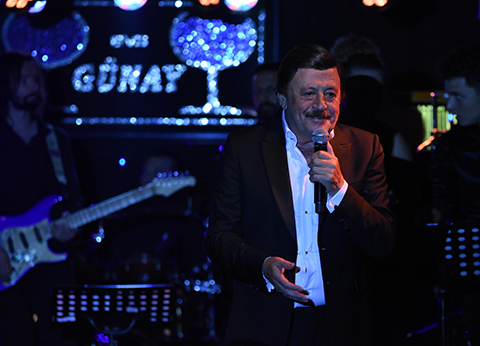 Selami Şahin... GÜNAY'DA MUHTEŞEM PERFORMANS!