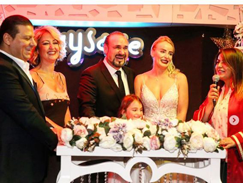 Hakan Aysev... 6. DEFA EVLENDİ!
