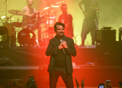 Kenan Doğulu... BAŞKENT'TE POP MÜZİK RÜZGARI!