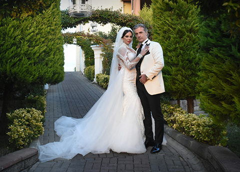 Murat Parasayar - Bürçin Özevin... EVLENDİLER!