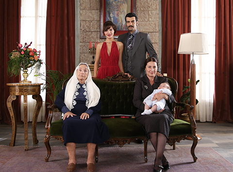 Bir Zamanlar Çukurova...ZÜLEYHA ALTIN KAFESTE!