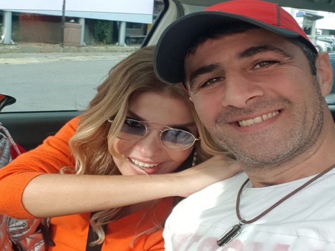 Gülben Ergen... "EMNİYET KEMERİMİ AÇAR, ARABA GİDERKEN İNERİM"!..