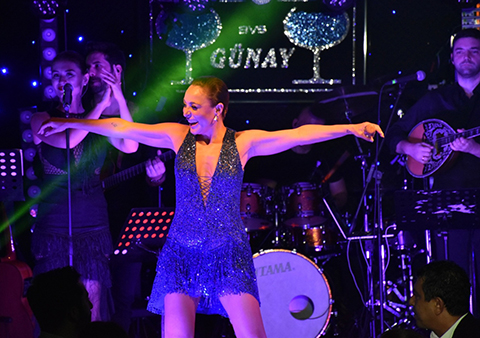 Ziynet Sali... "BIRAKIN DA HAVAM OLSUN"