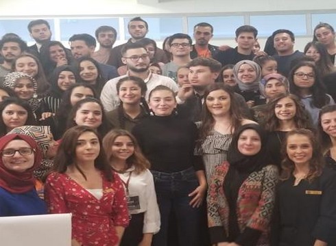 Neslihan Atagül Doğulu... ÜNİVERSİTELİLERLE BİR ARAYA GELDİ!..