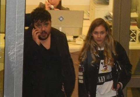 Eser Yenenler... HASTANELİK OLDU!