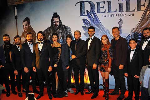 ‘Deliler Fatih’in Fermanı’...   GÖZ KAMAŞTIRAN GALASINA YOĞUN İLGİ!