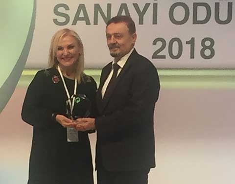Zeliha Sunal... ÇEVRE DUYARLILIĞI ÖDÜLLENDİRİLDİ!