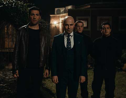 Çukur...“ÇUKUR’U ALAMAYACAKSANIZ GİRMEYİN!”