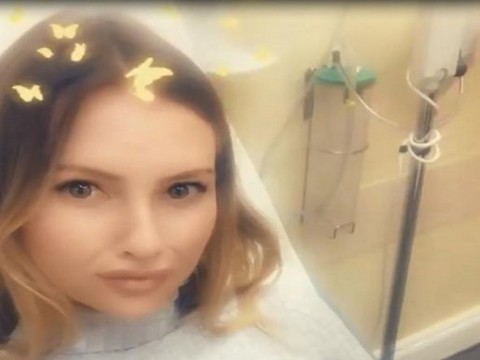 Chloe Loughnan Ortaç... AYLAR SONRA İLK FOTOĞRAF!..