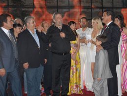 Kemer 6. Altın Nar Festivali... BU FESTİVALDE SANATÇILAR EVSAHİBİ!..