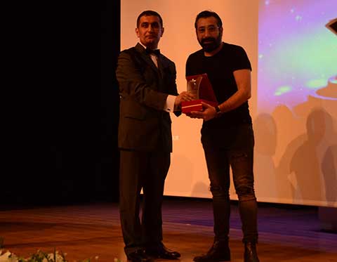 Emrah Günel... YILIN EN BAŞARILI MAGAZİN MUHABİRİ SEÇİLDİ!