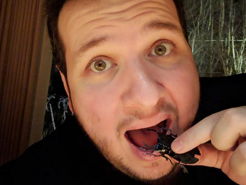 Şahan Gökbakar... HEPSİNE DAVA AÇTI!..