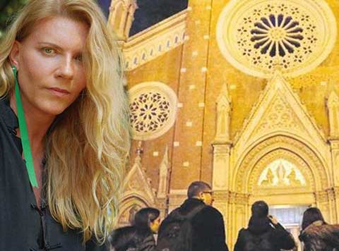 Biricik Suden Alanson... KİLİSEDE GÜRÜLTÜ YAPINCA ATILDI!